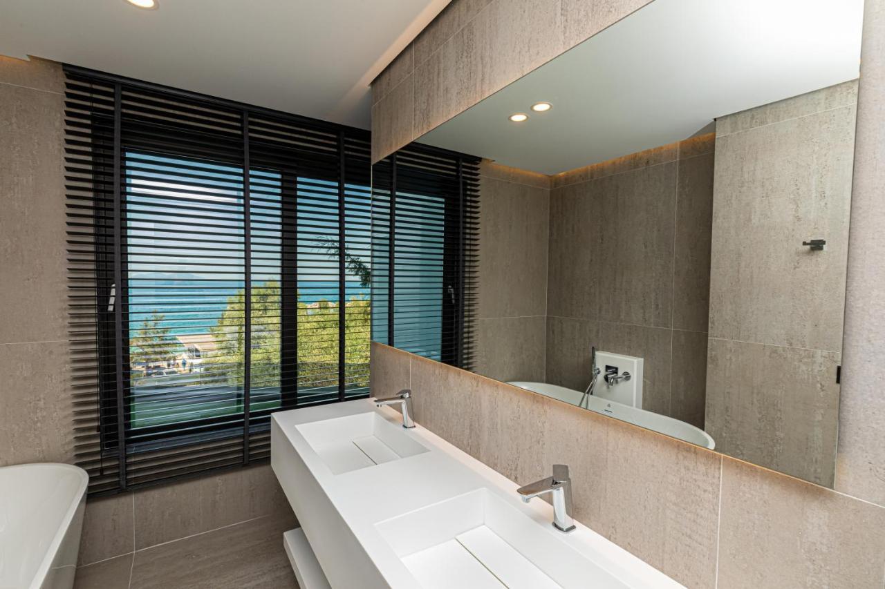 Mazarine Hotel, Vlore, Albania Радима Экстерьер фото